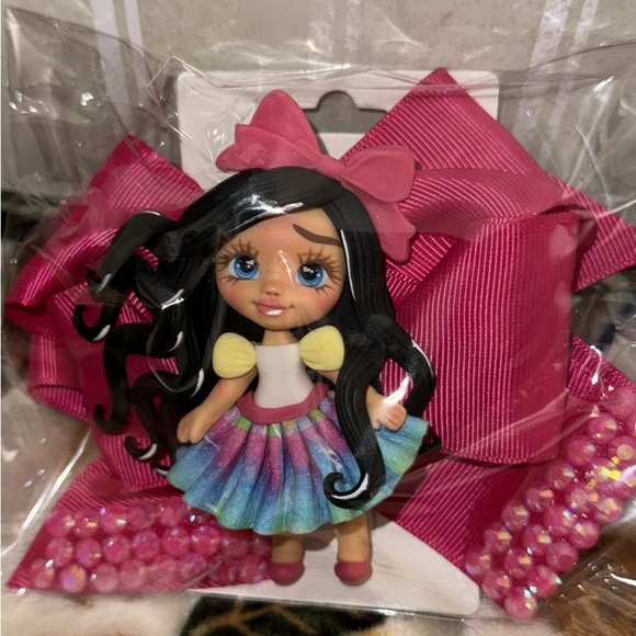 Handmade Bows Disney, Pixar assorted Characters, colors, clay, light weight - Picture 4 of 10